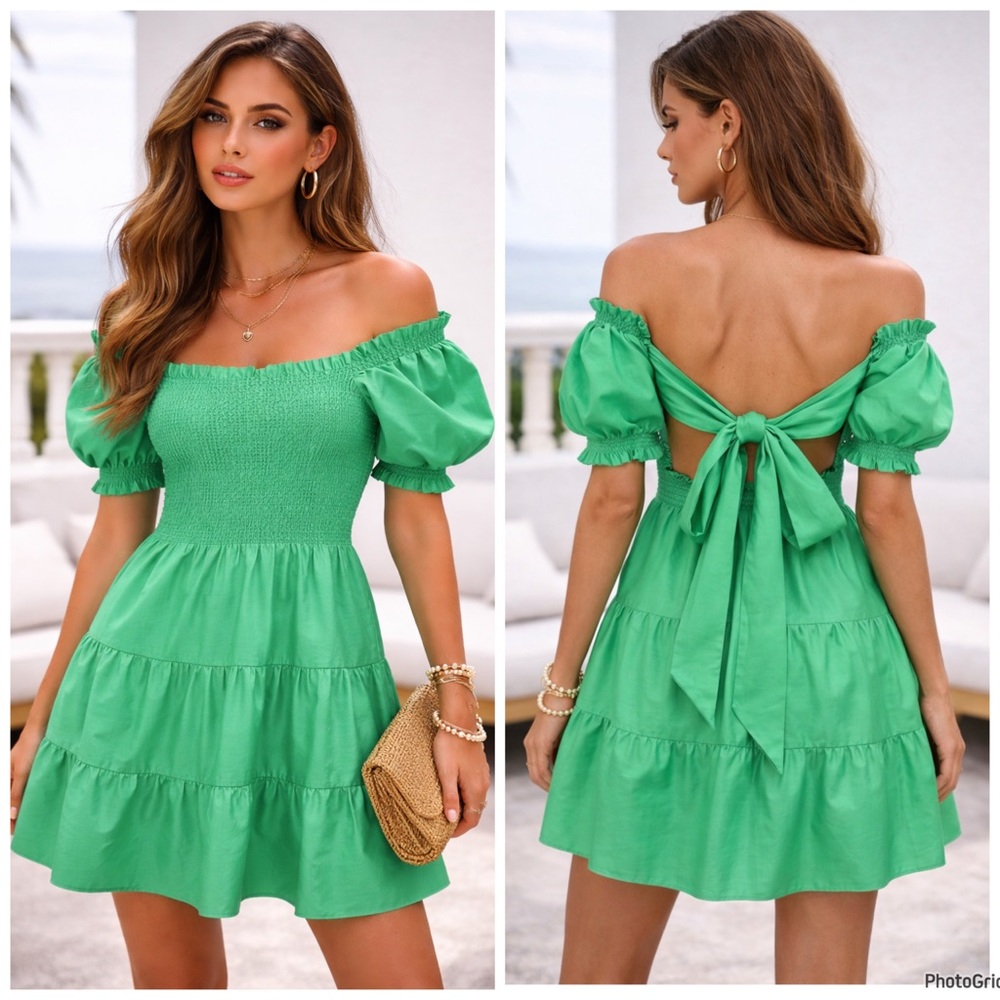 Alice + Olivia Elizabeth Jade‎ Green Smocked Mini Dress $350 MSRP Small